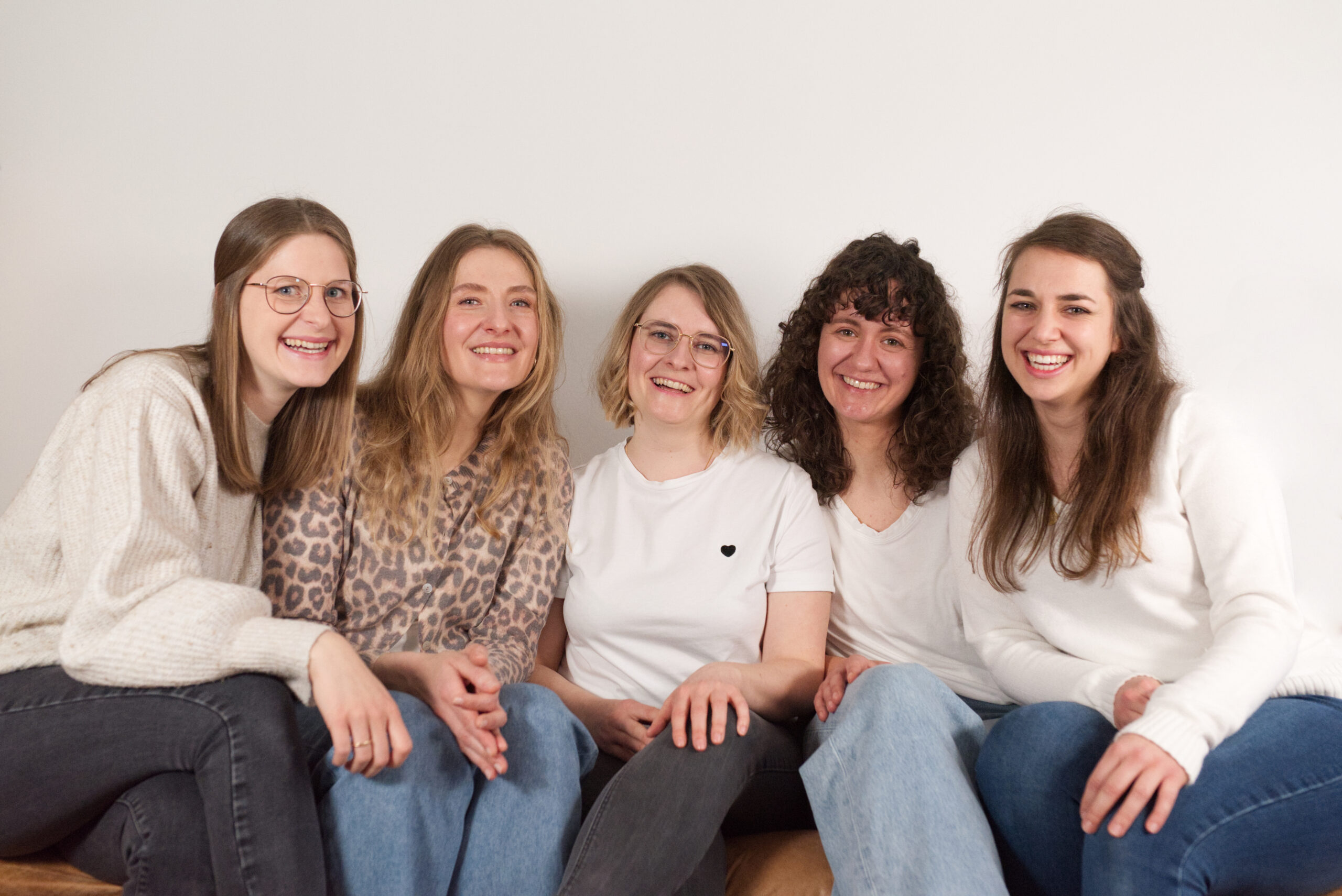 Gruppenfoto der Hebammen von Hallo Welt